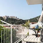 Yukka Comfor Center Hvar With Parking 아파트